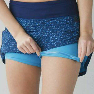 Lululemon Skort Pace Rival  tennis Skirt blue  II Samba Snake  sz 2  run pickle